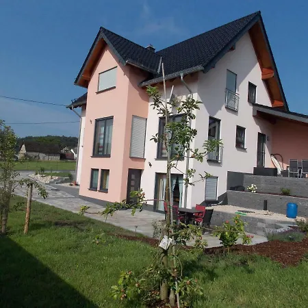 Ferienwohnung Sarah & Thorsten Blum Kelberg Exterior photo